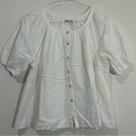 Faherty White Top Blouse Organic Cotton Eyelet Embroidered Sz S Peasant Cottage - Picture 1 of 16